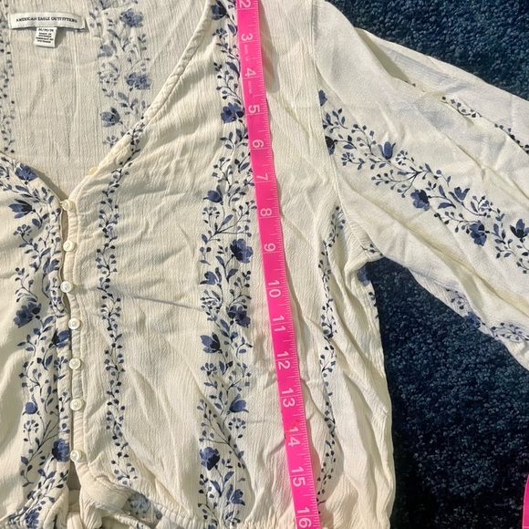 American Eagle outfitters Tie front Top medium (READ) - Picture 6 of 7
